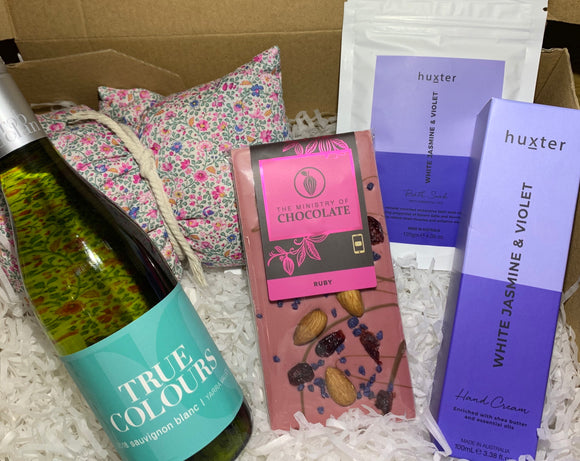 GIFT HAMPERS