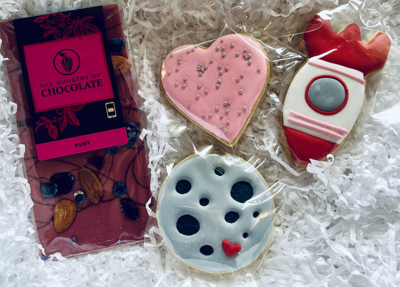 Love you to the Moon Ruby Hamper